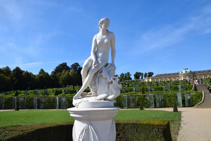 Aphrodite / Venus - Fontnenrondell Sanssouci.