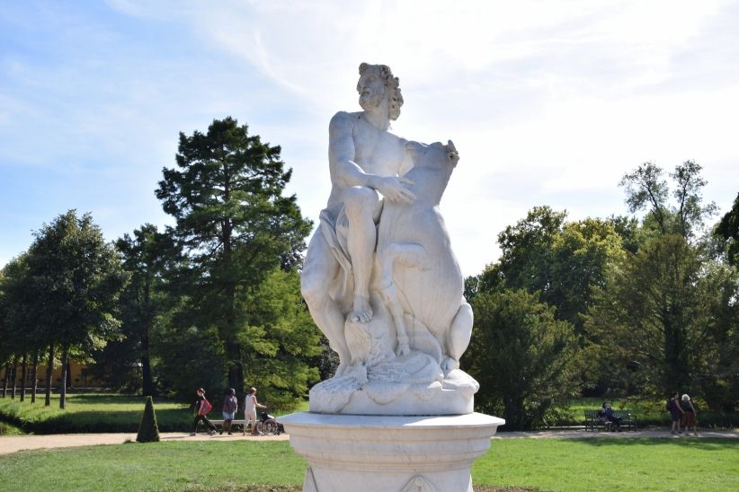 Zeus / Jupiter - Fontnenrondell Sanssouci.