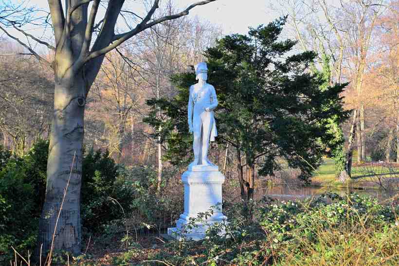 Denkmal Prinz Wilhelm (I.) am Groen Tiergarten.