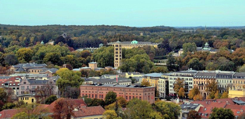 Blick von der Garnisonkirche zum Park Sanssouci.