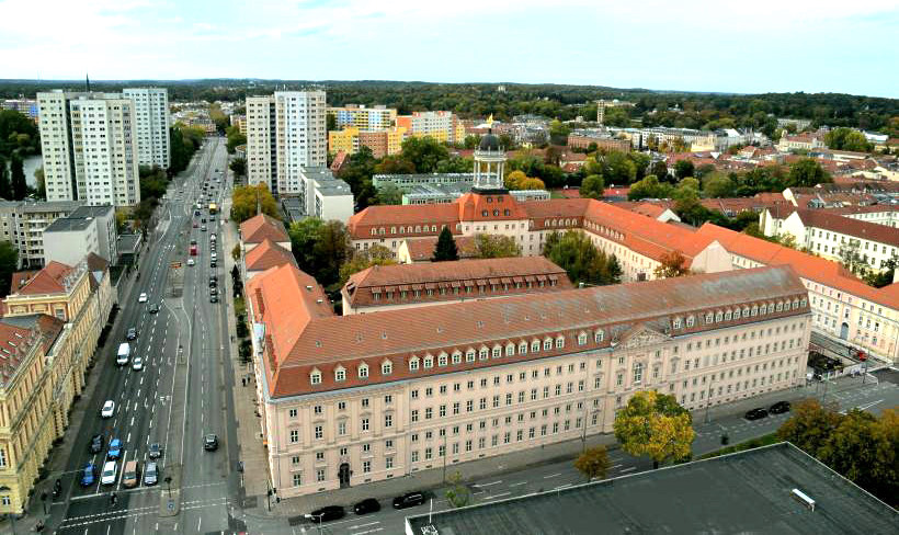 Totale des Groen Militr-Waisenhauses vom Turm der Garnisonkirche.