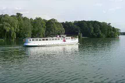 Schifffahrt auf dem Rdersdorfer Kalksee